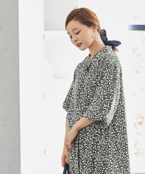 KOBE LETTUCE（コウベレタス）の「選べる2タイプバンドカラーブラウス＆シャツワンピース（ワンピース・レディース・ホワイト/ブラック/その他/ホワイト系その他/ブラック系その他/ストライプ/ホワイト系その他2/ホワイト系その他3/ブラック系その他2/ブラック系その他3/ブラック系その他4/ブラウン系その他/ブラウン系その他2/ブラック系その他5/ブラック系その他7/ベージュ系その他2/ブラック系1/ブラック系/ブラック系その他6/ベージュ系その他・1/2）」の10枚目の写真