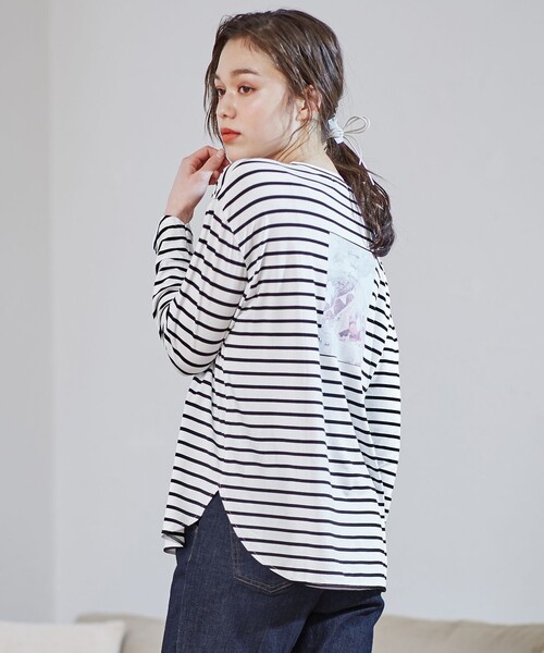 Feroux(フェルゥ)の「【洗える】バックフォトロング Tシャツ(Tシャツ/カットソー・レディース・ブラック系1/ベージュ系/アイボリー系・2)」の2枚目の写真