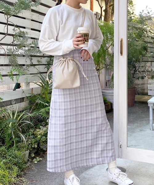 mimi toujours（ミミトゥジュール）の「巾着 バッグ リバーシブル 4way omom×mimi toujours（ショルダーバッグ・レディース・ベージュ/パープル・F）」の6枚目の写真