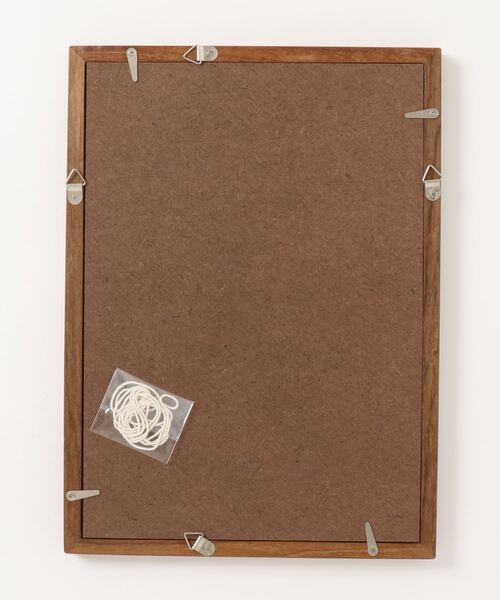 TODAY'S SPECIAL（トゥデイズスペシャル）の「ウォールフォトフレーム NA/360859（フォトフレーム・レディース・ウッド・FREE）」の2枚目の写真