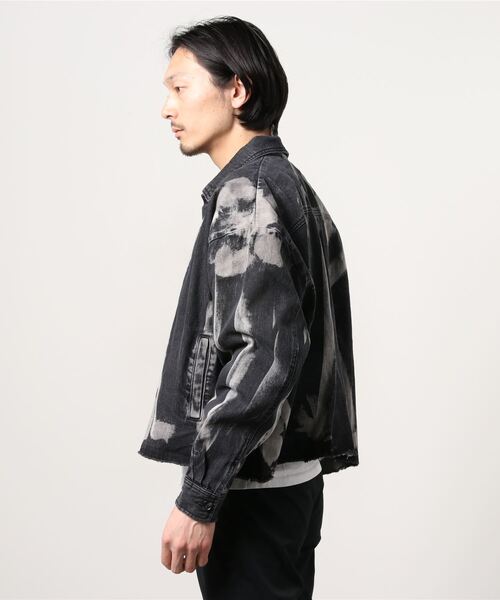 JOHN'S CLOSET（ジョンズクローゼット）の「【i】ブリーチデニムショート丈ジャケット（デニムジャケット・メンズ・ブルー/ブラック・LARGE/MEDIUM）」の11枚目の写真