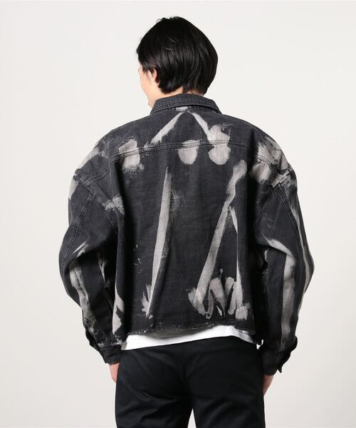 JOHN'S CLOSET（ジョンズクローゼット）の「【i】ブリーチデニムショート丈ジャケット（デニムジャケット・メンズ・ブルー/ブラック・LARGE/MEDIUM）」の13枚目の写真