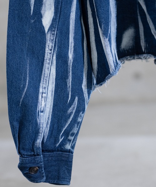 JOHN'S CLOSET（ジョンズクローゼット）の「【i】ブリーチデニムショート丈ジャケット（デニムジャケット・メンズ・ブルー/ブラック・LARGE/MEDIUM）」の12枚目の写真