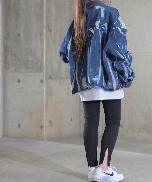 JOHN'S CLOSET（ジョンズクローゼット）の「【i】ブリーチデニムショート丈ジャケット（デニムジャケット・メンズ・ブルー/ブラック・LARGE/MEDIUM）」の6枚目の写真