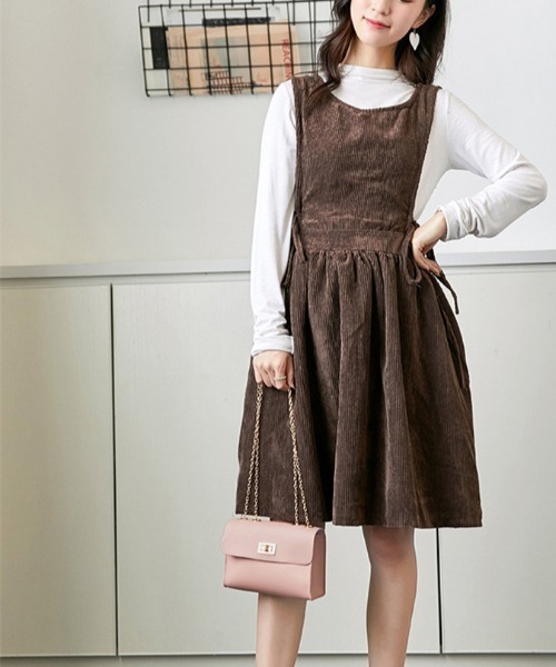 yuue' ( wear )（ユーイ）の「ゴールドチェーンショルダーバッグ（ショルダーバッグ・レディース・ライトグレー/ブラック/レッド/ベビーピンク・FREE）」の14枚目の写真