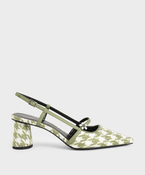 CHARLES & KEITH(チャールズ & キース)の「フラワーエンベリッシュド スリングバックメリージェーン / Flower-Embellished Slingback Mary Janes(パンプス・レディース・ブラック/オフホワイト/グリーン・22.5cm/23cm/23.5cm/24.5cm/25cm/25.5cm/22cm)」の1枚目の写真
