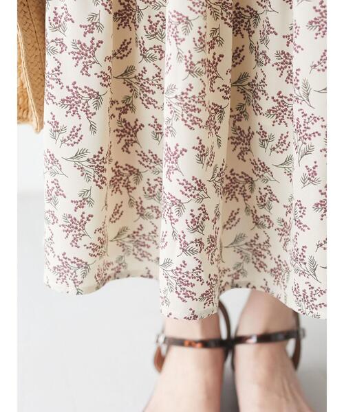 ELENCARE DUE（エレンカーレデュエ）の「・ELENCARE DUE　フラワーｐｔティアードワンピ＊（ワンピース・レディース・ブラック/ブルー/グリーン/アイボリー・FREE）」の20枚目の写真