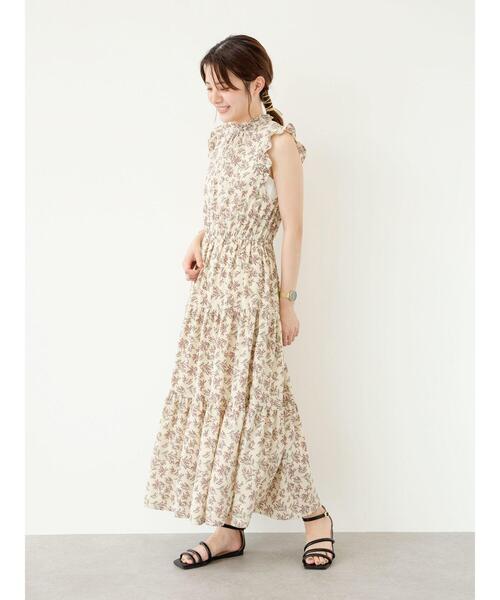 ELENCARE DUE（エレンカーレデュエ）の「・ELENCARE DUE　フラワーｐｔティアードワンピ＊（ワンピース・レディース・ブラック/ブルー/グリーン/アイボリー・FREE）」の22枚目の写真