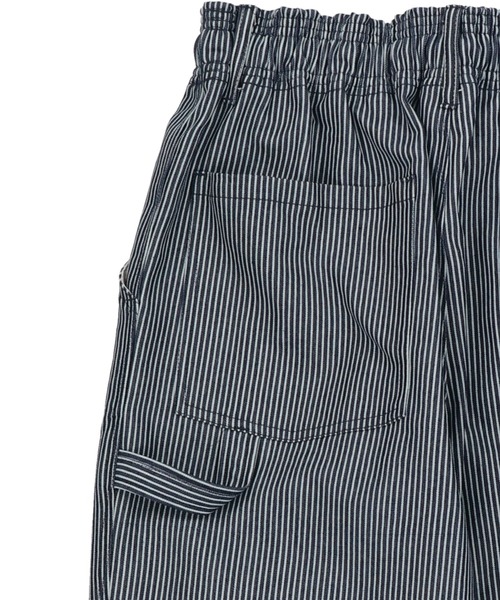 SPINNS（スピンズ）の「ヒッコリーワイドデニムペインターパンツ（その他パンツ・メンズ・ブルー系その他/ホワイト×ネイビー・M/L）」の10枚目の写真