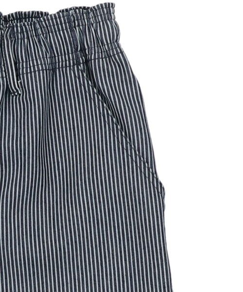 SPINNS（スピンズ）の「ヒッコリーワイドデニムペインターパンツ（その他パンツ・メンズ・ブルー系その他/ホワイト×ネイビー・M/L）」の9枚目の写真