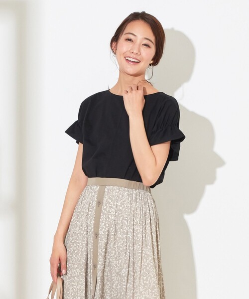 ANY SIS(エニィスィス)の「【NAIL HOLICコラボ】タックスリーブ Tシャツ(Tシャツ/カットソー・レディース・ホワイト系/ブラック系/ベージュ系/ベージュ系1/ネイビー系1/ライラック系/パイングリーン系/オレンジ系・2)」の3枚目の写真