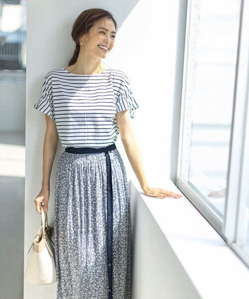 ANY SIS(エニィスィス)の「【NAIL HOLICコラボ】タックスリーブ Tシャツ(Tシャツ/カットソー・レディース・ホワイト系/ブラック系/ベージュ系/ベージュ系1/ネイビー系1/ライラック系/パイングリーン系/オレンジ系・2)」の9枚目の写真