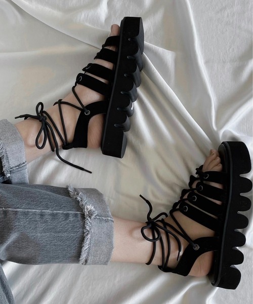 musubore（ムスボレ）の「波ソールレースアップサンダル（サンダル・レディース・ブラック・S/M/L）」の3枚目の写真