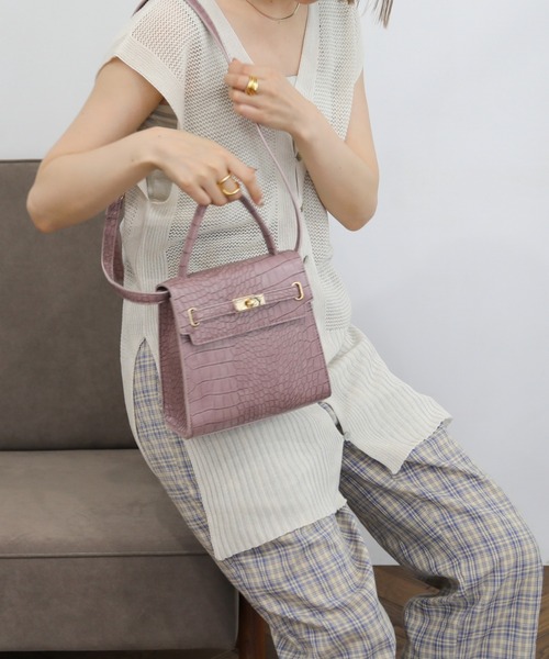 RAY CASSIN(レイカズン)の「型押し2WAYショルダーバッグ(ショルダーバッグ・レディース・ブラック/パープル/キナリ・FREE)」の16枚目の写真