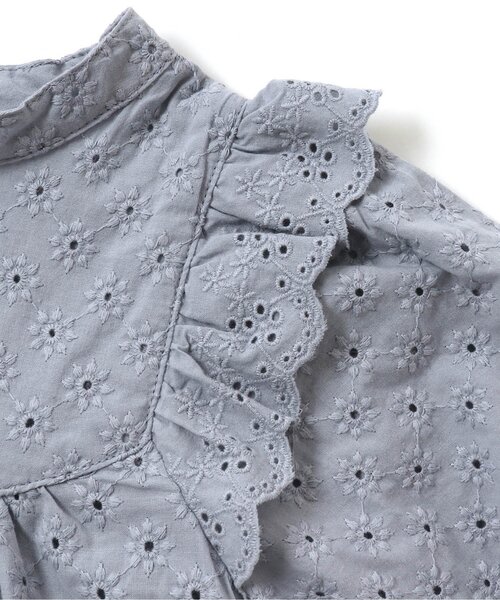 apres les cours（アプレレクール）の「WEB限定 スタンドカラーレースブラウス（シャツ/ブラウス・キッズ・アイボリー/サックスブルー・140/80/110/90/120/100/130）」の9枚目の写真