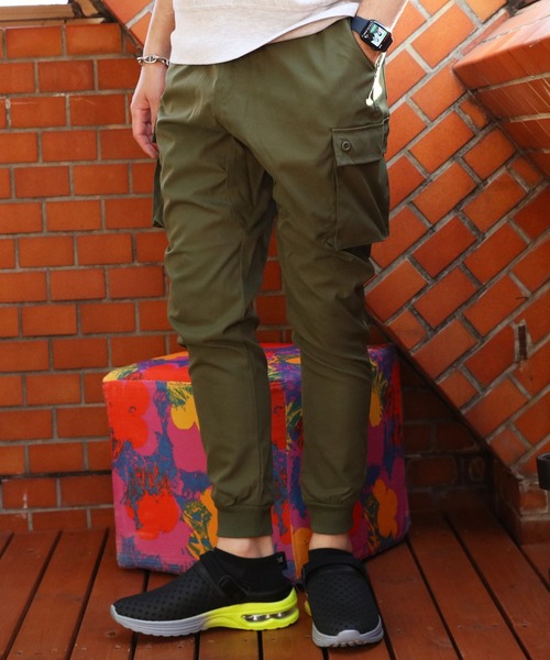 8(eight)(エイト)の「サルエルカーゴパンツ(カーゴパンツ・メンズ・ブラック/オリーブ/グレイッシュベージュ・MEDIUM/LARGE)」の3枚目の写真