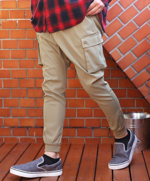 8(eight)(エイト)の「サルエルカーゴパンツ(カーゴパンツ・メンズ・ブラック/オリーブ/グレイッシュベージュ・MEDIUM/LARGE)」の1枚目の写真