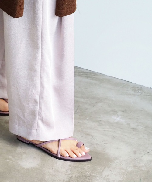 Daniella&GEMMA(ダニエラアンドジェマ)の「ポインテッドクロスストラップサンダル(サンダル・レディース・ダークブラウン/ライトパープル/オレンジ・37/35/36/40/38/39)」の20枚目の写真