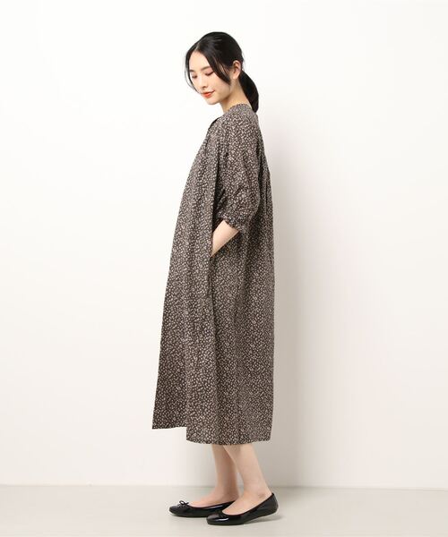 Samansa Mos2（サマンサ モスモス）の「小花柄ワンピース（ワンピース・レディース・ブラック/ミント/イエロー・ﾌﾘ-）」の5枚目の写真