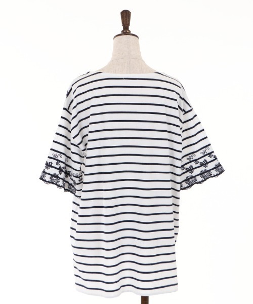 axes femme(アクシーズファム)の「袖刺繍ボーダーTシャツ(Tシャツ/カットソー・レディース・ネイビー/グレー/キナリ・MEDIUM)」の5枚目の写真