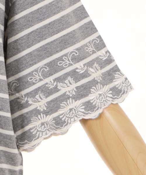 axes femme(アクシーズファム)の「袖刺繍ボーダーTシャツ(Tシャツ/カットソー・レディース・ネイビー/グレー/キナリ・MEDIUM)」の18枚目の写真