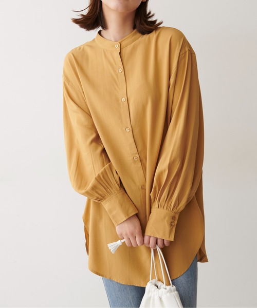 FREE'S MART（フリーズマート）の「【Sシリーズ対応】◆T/Rスタンドネックチュニックシャツ（シャツ/ブラウス・レディース・ホワイト/イエロー・SMALL/MEDIUM）」の2枚目の写真