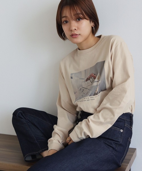 HER CLOSET(ハークローゼット)の「【HERCLOSET】フォトプリントロンT(Tシャツ/カットソー・レディース・チャコールグレー/ホワイト/ホワイト系その他/ベージュ・S/M)」の4枚目の写真