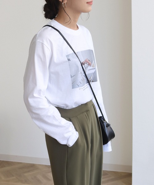 HER CLOSET(ハークローゼット)の「【HERCLOSET】フォトプリントロンT(Tシャツ/カットソー・レディース・チャコールグレー/ホワイト/ホワイト系その他/ベージュ・S/M)」の5枚目の写真