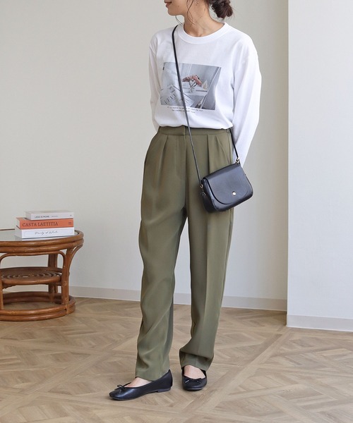 HER CLOSET(ハークローゼット)の「【HERCLOSET】フォトプリントロンT(Tシャツ/カットソー・レディース・チャコールグレー/ホワイト/ホワイト系その他/ベージュ・S/M)」の6枚目の写真