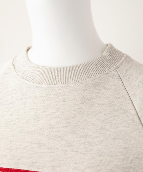 MILKFED.(ミルクフェド)の「EMBROIDERED BAR RAGLAN SWEAT TOP(スウェット・レディース・オフホワイト/アッシュ/ブラック・ONE SIZE)」の13枚目の写真