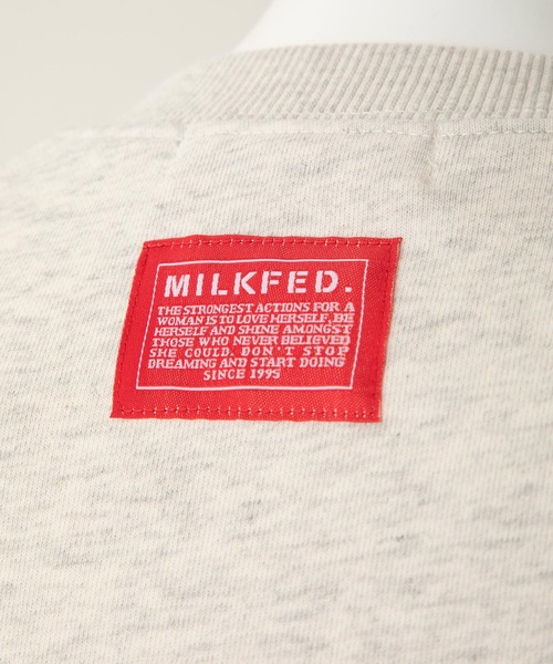 MILKFED.(ミルクフェド)の「EMBROIDERED BAR RAGLAN SWEAT TOP(スウェット・レディース・オフホワイト/アッシュ/ブラック・ONE SIZE)」の9枚目の写真