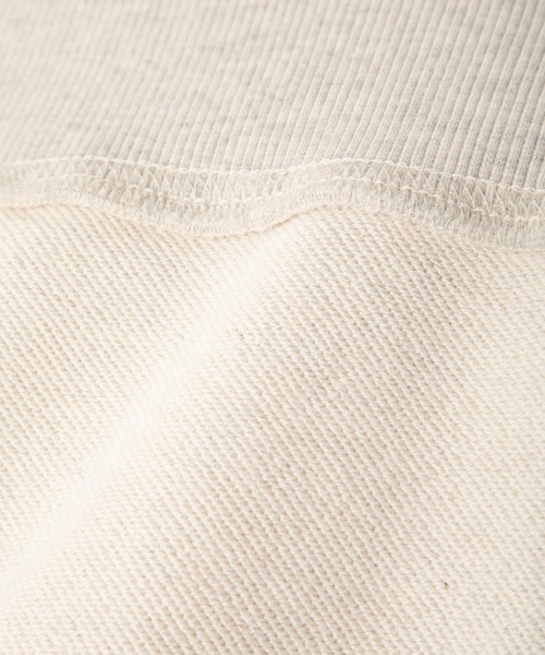 MILKFED.(ミルクフェド)の「EMBROIDERED BAR RAGLAN SWEAT TOP(スウェット・レディース・オフホワイト/アッシュ/ブラック・ONE SIZE)」の14枚目の写真