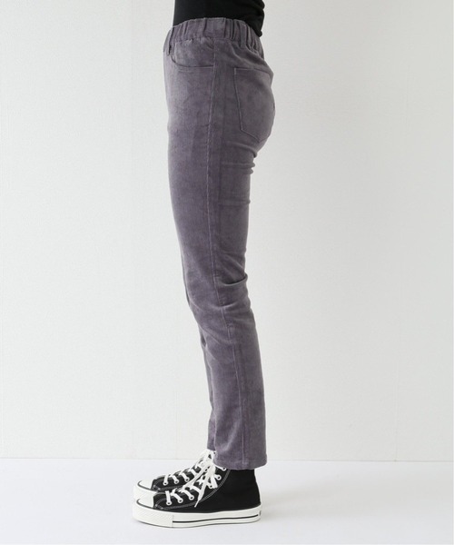 JOURNAL STANDARD relume(ジャーナルスタンダード レリューム)の「コーデュロイイージースキニーパンツ◆(その他パンツ・レディース・グレー・40/38/36)」の4枚目の写真
