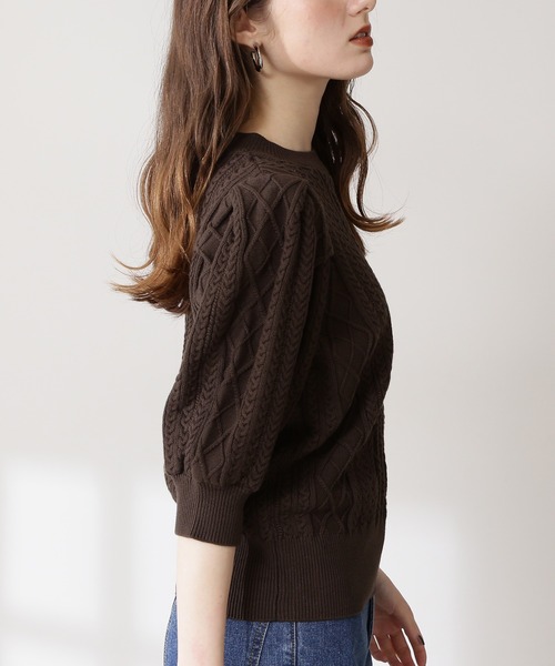 N.(N. Natural Beauty Basic)(エヌエヌナチュラルビューティーベーシック)の「◆ボリュームスリーブケーブルニット(ニット/セーター・レディース・オフホワイト/ブラウン/グリーン・MEDIUM)」の11枚目の写真