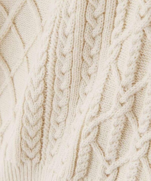 N.(N. Natural Beauty Basic)(エヌエヌナチュラルビューティーベーシック)の「◆ボリュームスリーブケーブルニット(ニット/セーター・レディース・オフホワイト/ブラウン/グリーン・MEDIUM)」の13枚目の写真