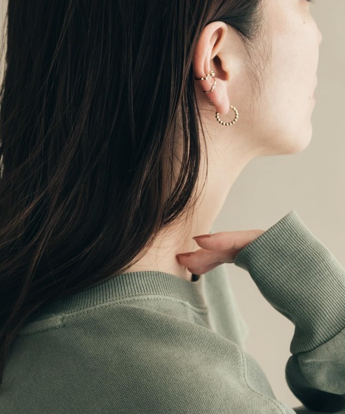 SMELLY（スメリー）の「メタルボールピアスカフセット（ピアス（両耳用）・レディース・ゴールド・-）」の2枚目の写真
