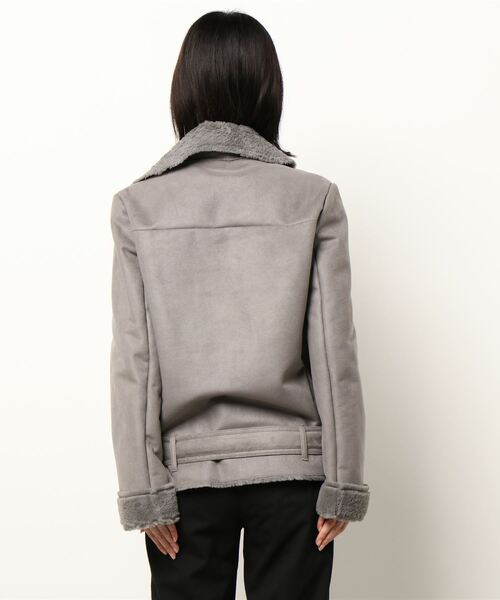 COMME CA ISM（コムサイズム）の「ライダース　フェイクムートンブルゾン（ライダースジャケット・レディース・ブラウン・S）」の3枚目の写真