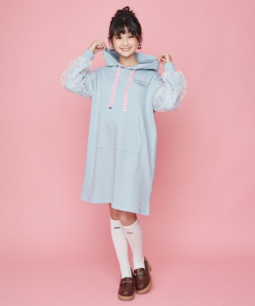 JENNI love(ジェニィラブ)の「チェリーケーブルハイソックス(ソックス/靴下・キッズ・オフホワイト/ブラック/ネイビー・19-21cm/22-24cm)」の7枚目の写真