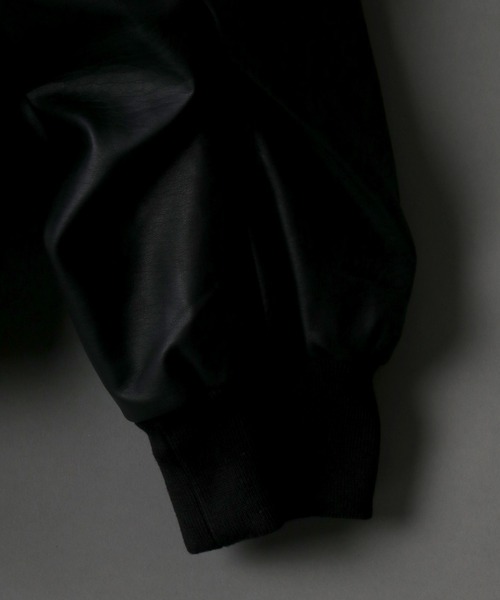SITRY(シトリー)の「【別注】oversize synthetic leather MA-1/オーバーサイズ フェイクレザー MA-1(MA-1・メンズ・ブラック・M/L/XL)」の4枚目の写真