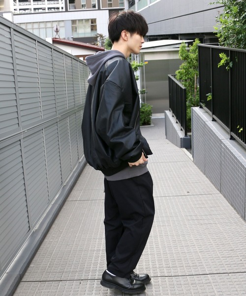 SITRY(シトリー)の「【別注】oversize synthetic leather MA-1/オーバーサイズ フェイクレザー MA-1(MA-1・メンズ・ブラック・M/L/XL)」の7枚目の写真