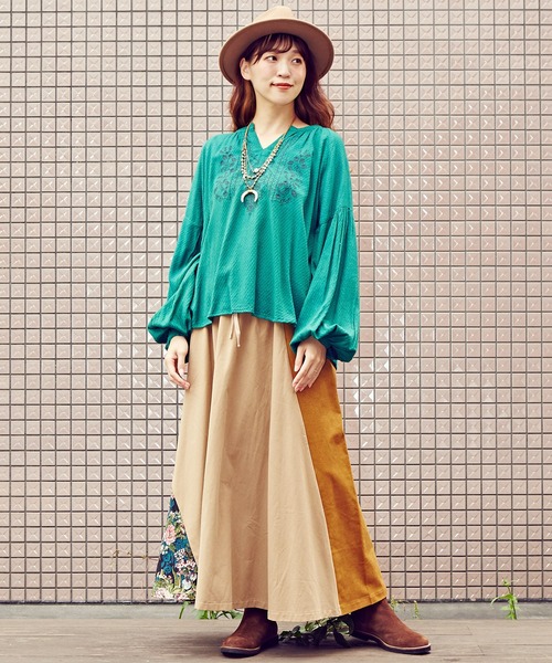 チャイハネ（チャイハネ）の「【チャイハネ】yul フラチル刺繍トップス（シャツ/ブラウス・レディース・ブラック/マスタード/グリーン・FREE）」の7枚目の写真