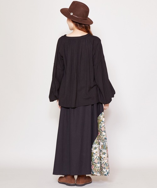 チャイハネ（チャイハネ）の「【チャイハネ】yul フラチル刺繍トップス（シャツ/ブラウス・レディース・ブラック/マスタード/グリーン・FREE）」の11枚目の写真