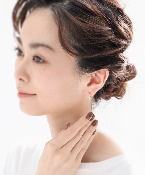 COCOSHNIK(ココシュニック)の「K10キヘイ中折れ フープピアス(ピアス(両耳用)・レディース・ホワイト系その他7・00)」の10枚目の写真
