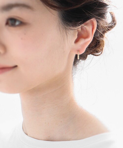 COCOSHNIK(ココシュニック)の「K10キヘイ中折れ フープピアス(ピアス(両耳用)・レディース・ホワイト系その他7・00)」の3枚目の写真
