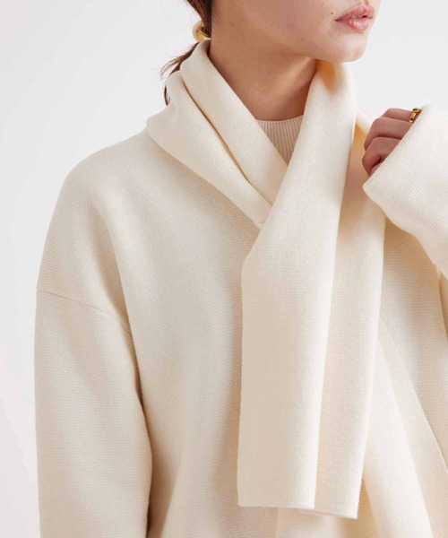 ADAM ET ROPE'(アダムエロペ)の「マフラー付き モックネックミラノリブオーバーサイズニット【GIFT】(ニット/セーター・メンズ・ダークブラウン/ベージュ/オフホワイト/ブルー・M/L)」の6枚目の写真