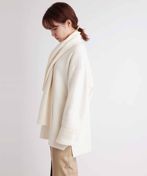 ADAM ET ROPE'(アダムエロペ)の「マフラー付き モックネックミラノリブオーバーサイズニット【GIFT】(ニット/セーター・メンズ・ダークブラウン/ベージュ/オフホワイト/ブルー・M/L)」の17枚目の写真