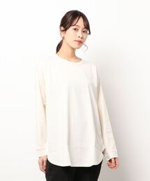 裾ラウンドゆるカットソー