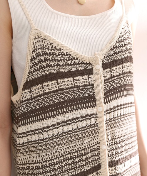 classicalelf（クラシカルエルフ）の「即、素敵な私に。2way変形ジャガードニットマルチボーダーキャミワンピ（ワンピース・レディース・チャコールグレー/ベージュ・SMALL/MEDIUM）」の11枚目の写真