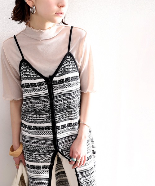 classicalelf（クラシカルエルフ）の「即、素敵な私に。2way変形ジャガードニットマルチボーダーキャミワンピ（ワンピース・レディース・チャコールグレー/ベージュ・SMALL/MEDIUM）」の5枚目の写真