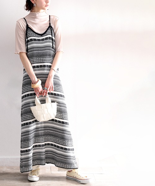 classicalelf（クラシカルエルフ）の「即、素敵な私に。2way変形ジャガードニットマルチボーダーキャミワンピ（ワンピース・レディース・チャコールグレー/ベージュ・SMALL/MEDIUM）」の14枚目の写真